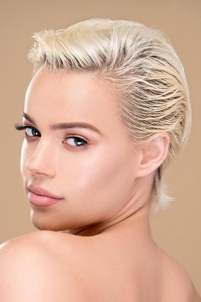 15 Trendige Kurzhaarschnitte für Frauen über 30