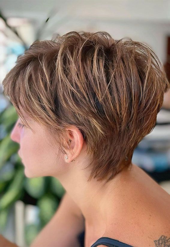 Einfacher gerader Haarschnitt für Frauen