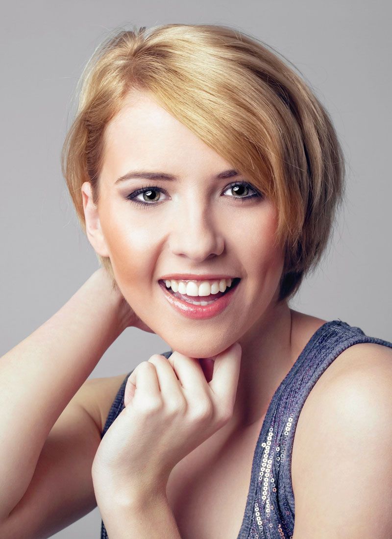 18 Beste Kurzhaarfrisuren für Frauen mit runden und ovalen Gesichtern